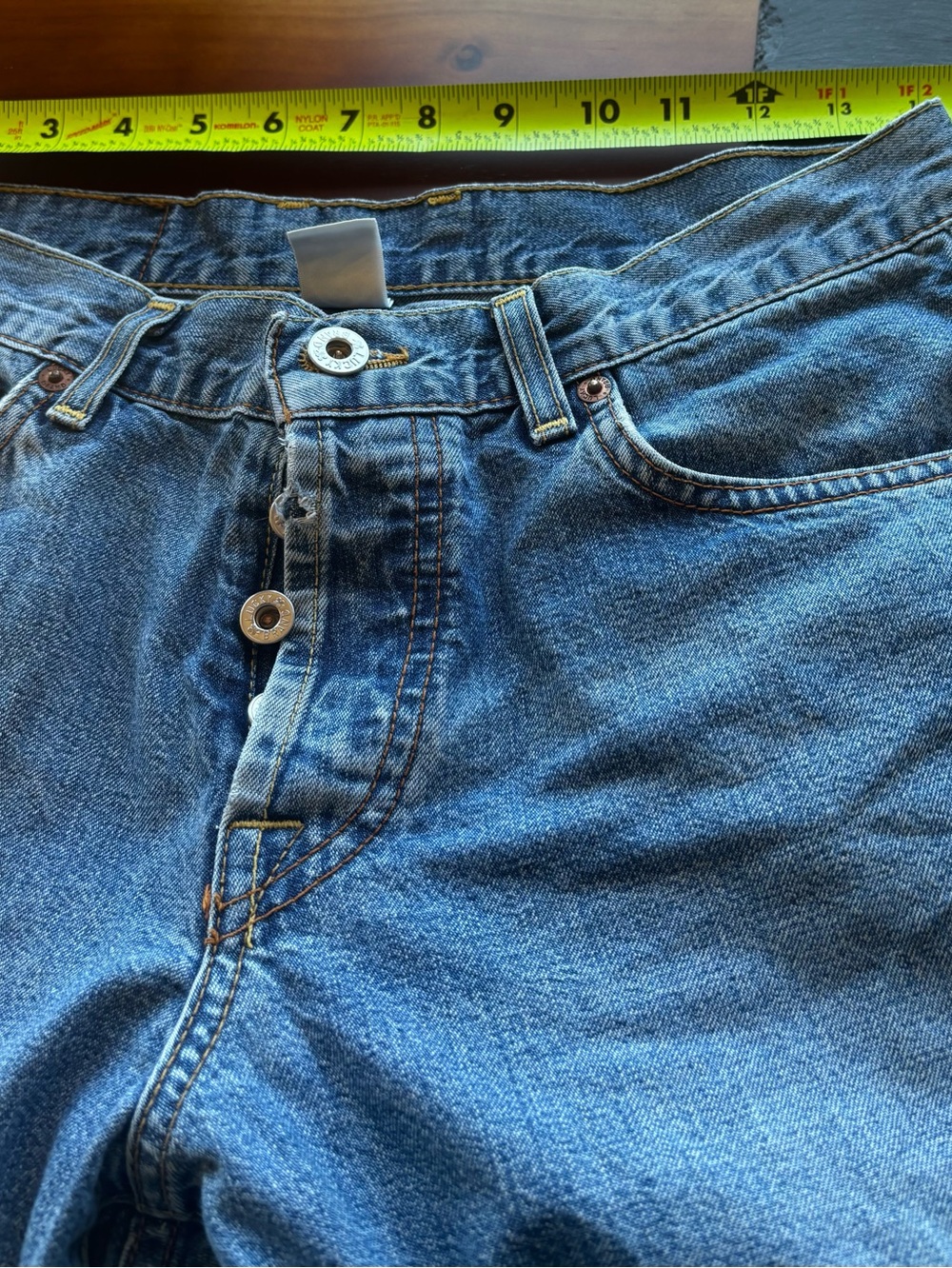 Vintage Lucky Brand jeans size 6 button fly